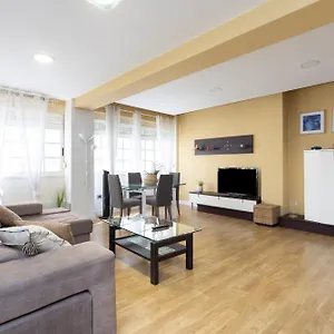 https://modern-central-and-spacious-apartment-90m2.in-canary-islands.com